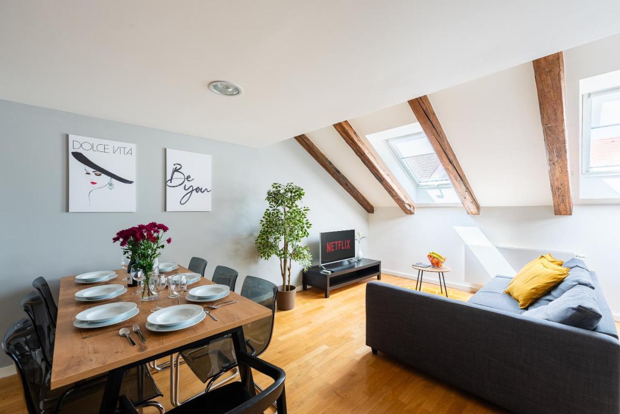 Duplex With Ac In Center Apartmán *